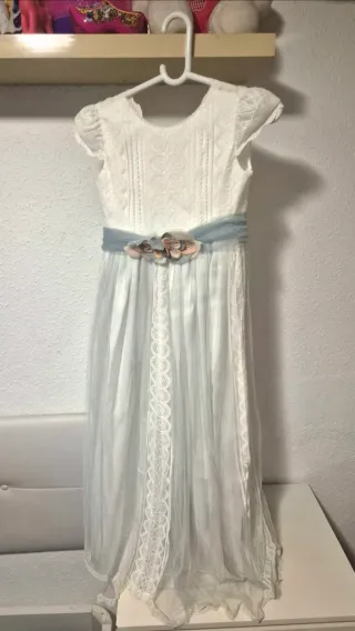 Vestido de comunión blanco y azul