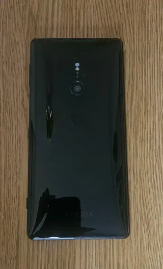 Sony Xperia XZ2 Nero H8296