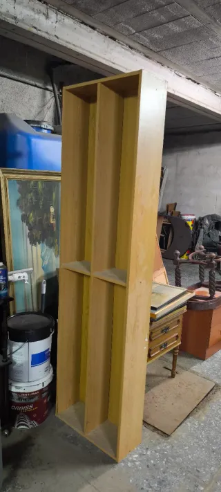 Regalo estantería de madera