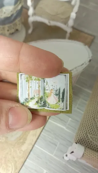 Libro miniatura Dollhouse 1:12 Fiabe