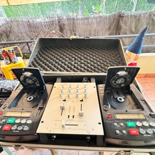 Lettori CD Stanton S.300 con Mixer SMX.21