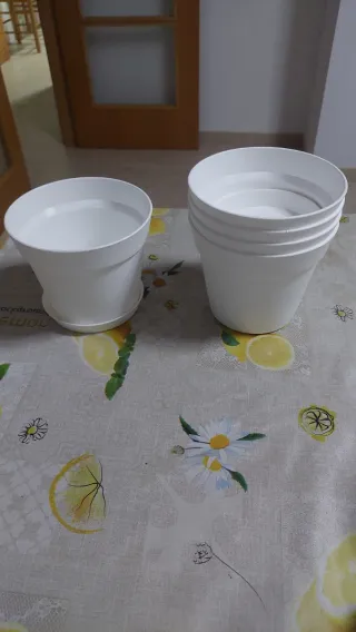 Maceta blanca de plástico pack 5