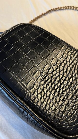 Bolso fiesta Misako negro efecto piel cocodrilo