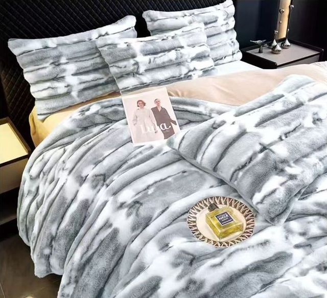 Juego Cama 4 Piezas Piel Conejo