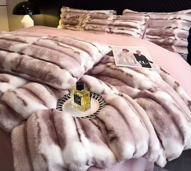 Juego Cama 4 Piezas Piel Conejo