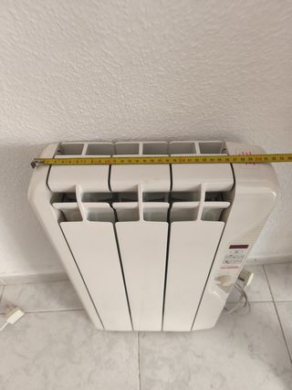 Radiador Eléctrico ABARRÓN 375W 32cm