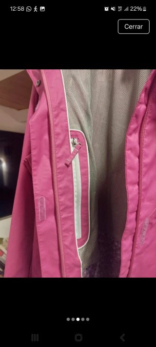 Chubasquero rosa impermeable