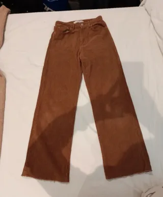 Pantalón pana marrón talla 34