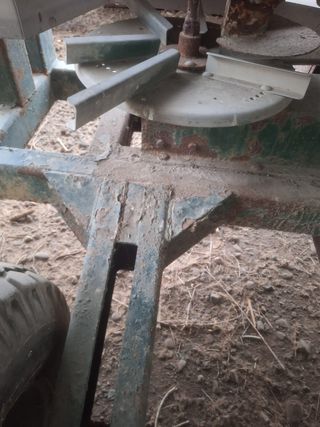 Abonadora Anfer 4000 kg