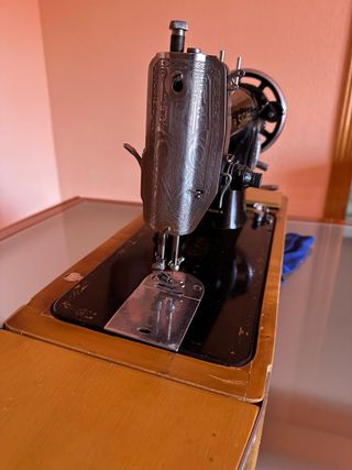 Máquina de coser antigua Sigma