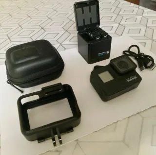 GoPro Hero 7 Black + Accessori