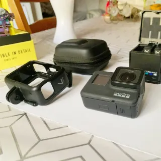 GoPro Hero 7 Black + Accessori