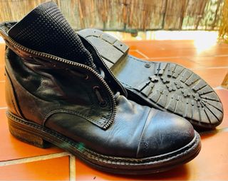 Botines de piel negros