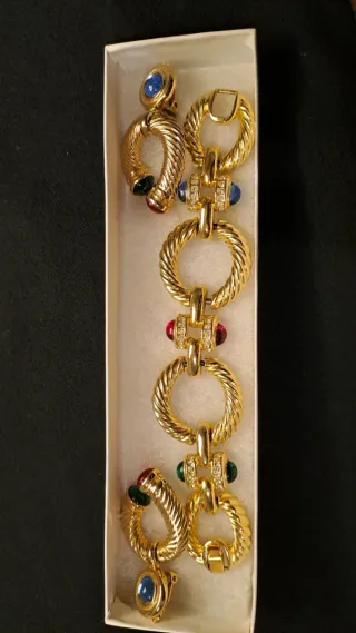 Conjunto Pulsera y Zarcillos elegantes, vintage.