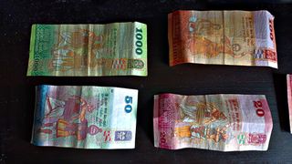 Dinero de Sri Lanka