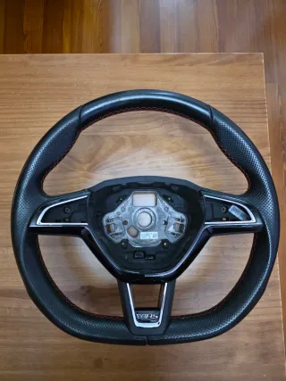 Volante Skoda Octavia VRS MK3 5E costura roja