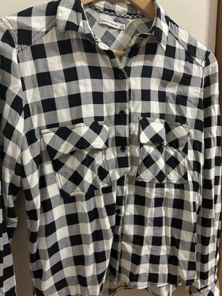 Camisa cuadros blanco y negro Bershka XS