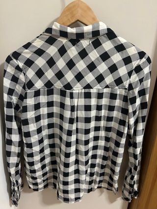 Camisa cuadros blanco y negro Bershka XS