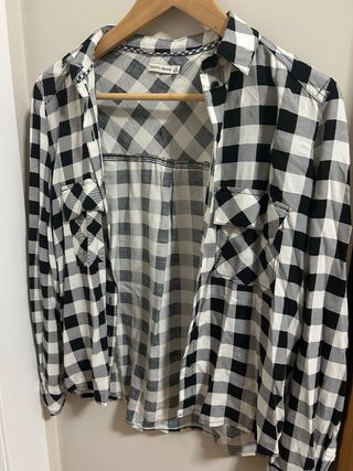 Camisa cuadros blanco y negro Bershka XS