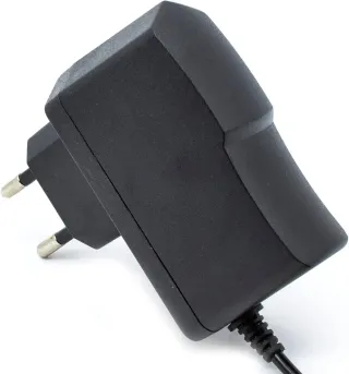 Alimentador de Corriente Universal 19V Negro 1A