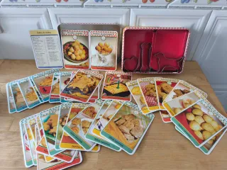 Caja Galletas Mascotas con 3 Cortapastas