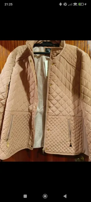 Chaqueta acolchada salmón