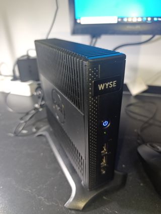 ORDENADOR MINIPC DELL WYSE.  8RAM.  250NVMe.