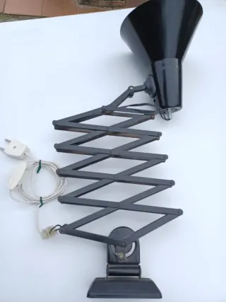 Foco antiguo extensible negro