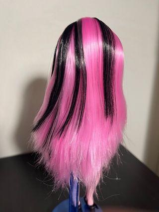 Draculaura G3 Buried Secrets Cozy Creepover