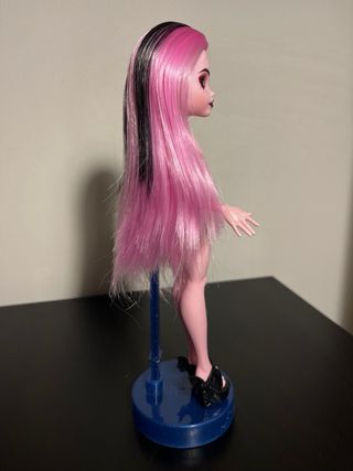 Draculaura G3 Buried Secrets Cozy Creepover