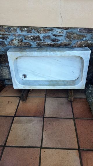Fregadero de mármol macizo
