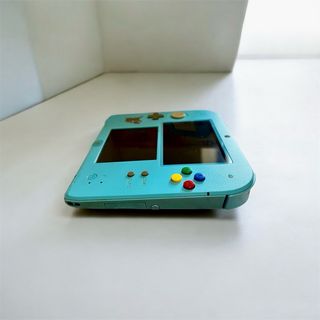 Nintendo 2DS Turchese con Pokémon Sole