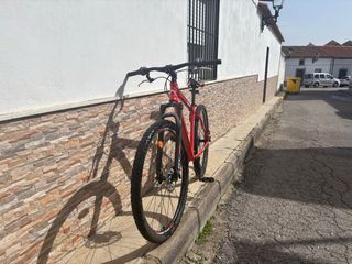 Bicicleta Montaña Racer Roja