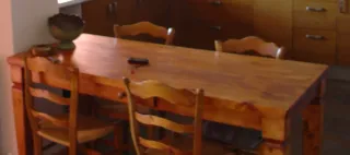 Tavolo da pranzo in legno
