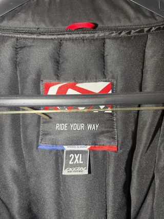 Giubbotto invernale moto IXON nero