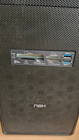 Torre PC Sobremesa Gigabyte