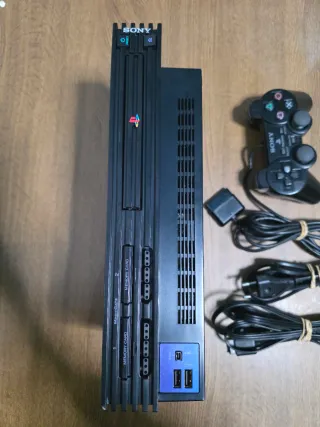 Consola PlayStation 2 Fat Negra + Mando y Cables