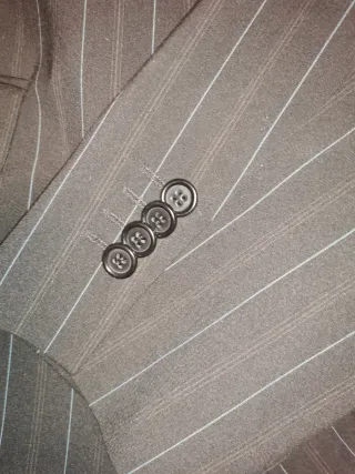 TRAJE CARAMELO RAYA DIPLOMATICA 50-42