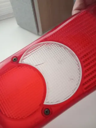 Piloto trasero Nissan Cabstar