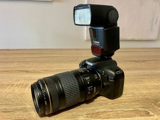 Cámara Canon EOS 550D + 3 objetivos