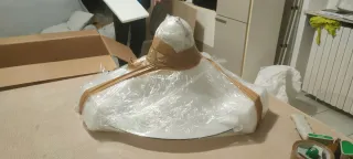 Lampadario in vetro bianco e trasparente