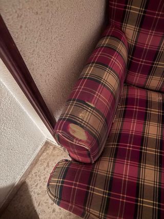 2 Sillones Orejeros Tela Madera