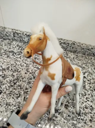 Caballito de juguete con silla
