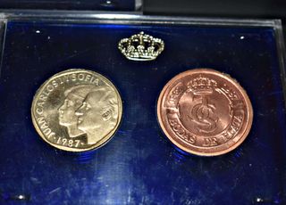 Monedas del 25 aniversario de la boda de S.S.M.M.