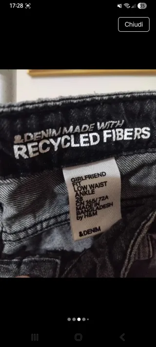 Jeans grigi strappati