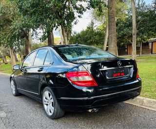 Mercedes-Benz Clase C 2011