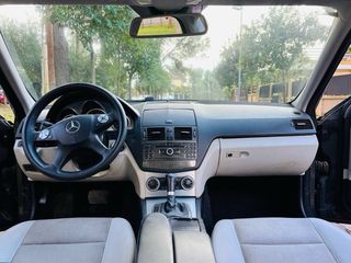 Mercedes-Benz Clase C 2011