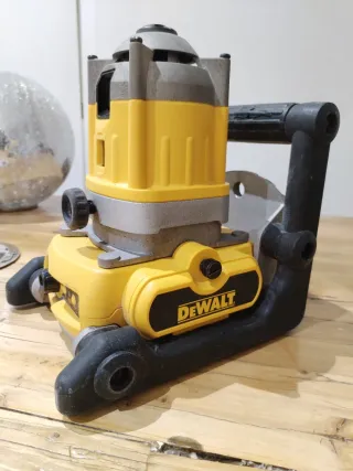 Nivel Láser Rotativo DeWalt DW071-XJ