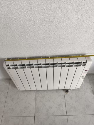 Radiador Eléctrico ABARRÓN 1250W 88cm