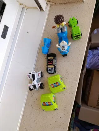 ⚠️Playmobil (Zoo Selva)+piezas lego + pepapig+pato